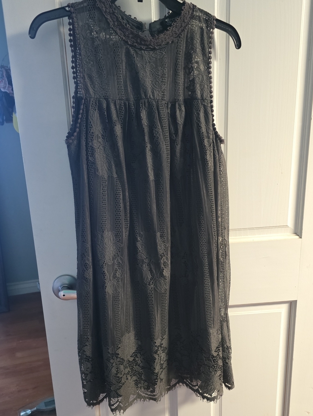 Sleeveless Lace Midi Dress in Charcoal Gray
